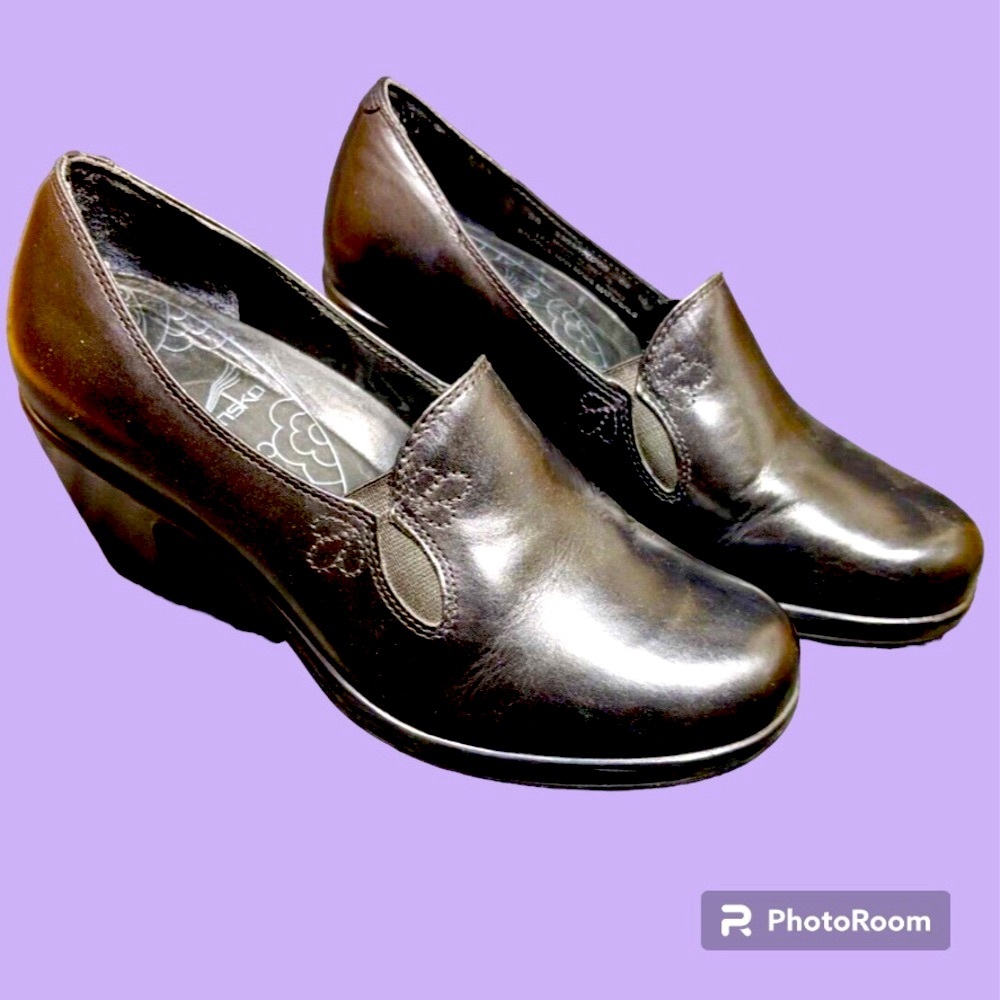Dansko Beth Pumps Black Leather Women's Size 9.5 US EU 40 Like New